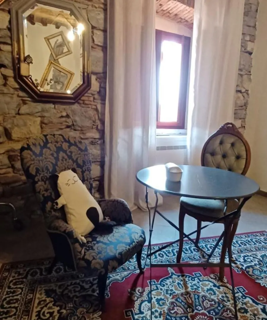 Bed and Breakfast La Casa Stregatta Sassetta Bed & Breakfast